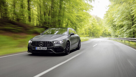 Naujieji &bdquo;Mercedes-Benz&ldquo; automobiliai