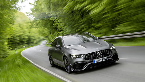 Naujieji &bdquo;Mercedes-Benz&ldquo; automobiliai
