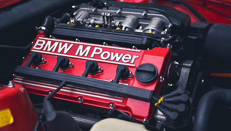 BMW M3 E30