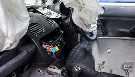 Automobilių atliekos