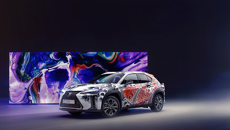 „Lexus UX“ tatuiravimas