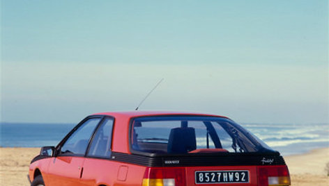 „Renault Fuego“