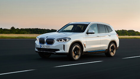 &bdquo;BMW iX3&ldquo; visureigis