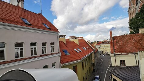 Filmavimo kameros Vilniaus senamiestyje