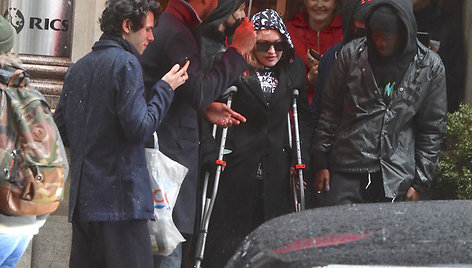 Dainininkė Madonna „Black Lives Matter“ proteste Londone