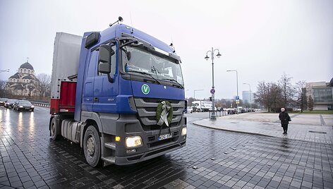 Protestuojantys vežėjai užplūdo Vilniaus centrą