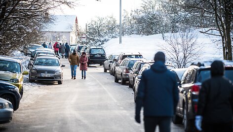 Žvarbi ir saulėta diena kviečia į gamtą