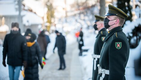 &Scaron;alies vadovai pagerbė vasario 16-osios Signatarų atminimą