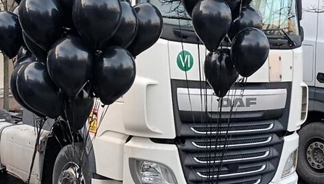 Vežėjai renkasi į protestą Gedimino prospekte