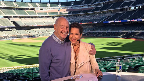 Mike'as Storenas su dukra Hannah Storm