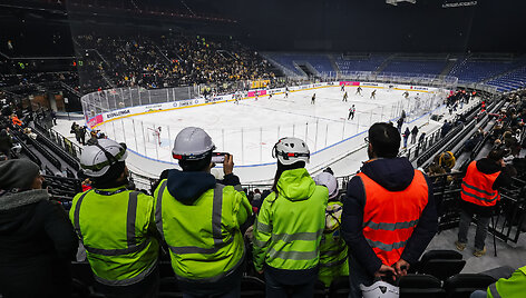 Olimpinė &bdquo;PalaItalia&ldquo; ledo arena