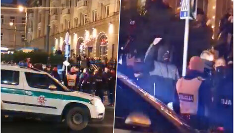 Protestas prie&scaron; kaukių dėvėjimą