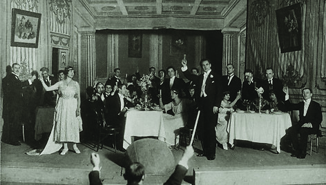 „Traviata“, 1920 metai 