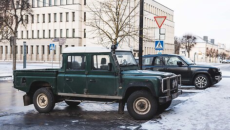 &bdquo;Land Rover Defender&ldquo; 1000 kilometrų ir 10 kalėdinių eglučių