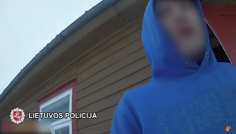 raseiniu-r-kaimyno-tvora-kliudes-itariamas-vairuotojas-ipute-342-promiles