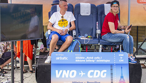 Skrydžio aplink pasaulį i&scaron;&scaron;ūkis: persėsk nuo sofos į lėktuvo sėdynę