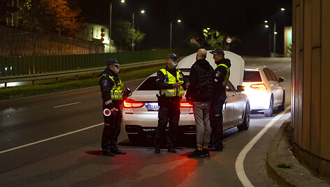 Akimirka i&scaron; vykusio policijos reido