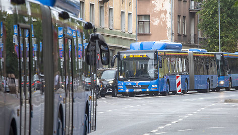 Vėjuotas šeštadienio pasivaikščiojimas po Klaipėdos miestą