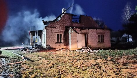 Gaisro metu Budriuose žuvo keturi žmonės