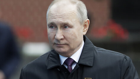 Vladimiras Putinas Pergalės dienos parade Maskvoje