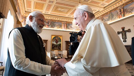 Narendra Modi ir popiežius Pranci&scaron;kus
