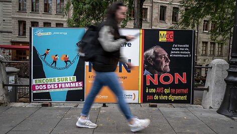 Referendumo plakatai &Scaron;veicarijoje