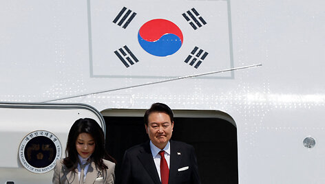 Pietų Korėjos prezidentas Yoon Suk-yeolas atvyko į Japoniją