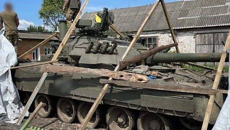 Ukrainietis daugiau nei metus sode laikė rusišką tanką