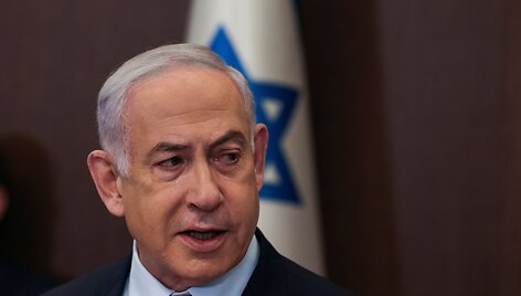 RONEN ZVULUN / REUTERS