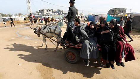 IBRAHEEM ABU MUSTAFA / REUTERS