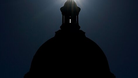 ELIZABETH FRANTZ / REUTERS