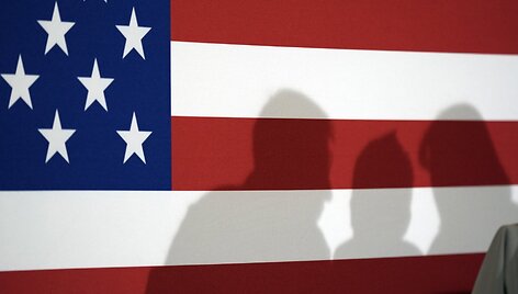 Charlie Neibergall / AP