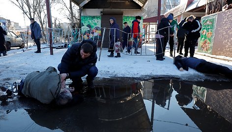 ALEXANDER ERMOCHENKO / REUTERS