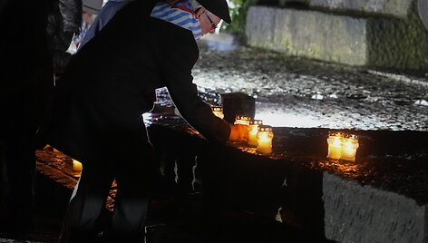 Czarek Sokolowski / AP