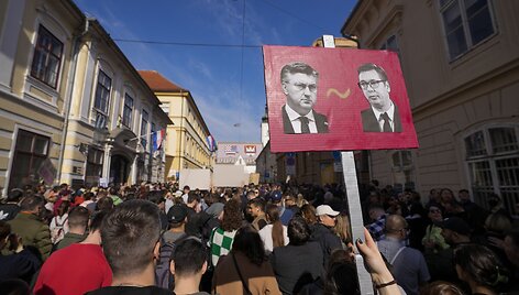 Darko Bandic / AP