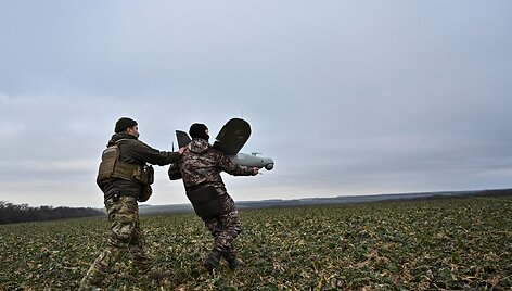 STRINGER / REUTERS