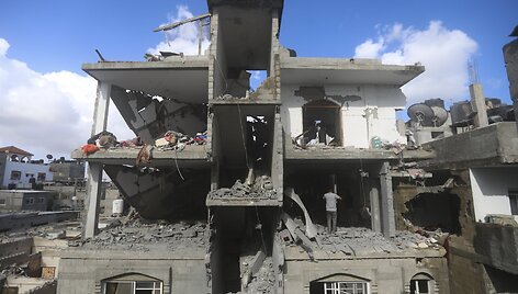 Ismael Abu Dayyah / AP