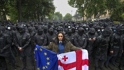 Skaldytoji įstatymo situacija Gruzijoje. / Zurab Tsertsvadze / AP