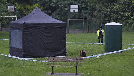 Britanija šnipinėja Honkongą. / Jonathan Brady / AP