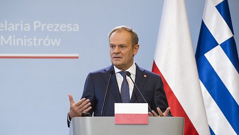 Mitsotakis susitinka su Donald Tusk Varšuvoje 2024 m. balandžio 12 d. / Attila Husejnow / ZUMAPRESS.com