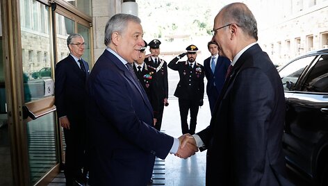 Italijos užsienio reikalų ministras Antonio Tajani susitinka su palestiniečių ministru pirmininku Mohammedu Mustafa / Giuseppe Lami / ZUMAPRESS.com