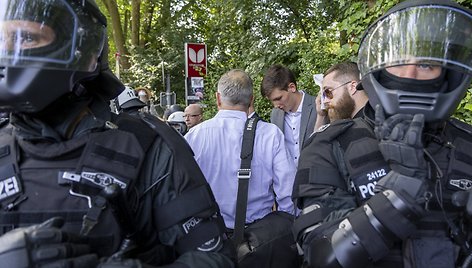 Vokiečių policija: prie kraštutinių dešiniųjų suvažiavimo sunkiai sužeisti du pareigūnai / IMAGO/Markus Matzel / IMAGO/Markus Matzel