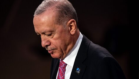 Pasaulio lyderiai dalyvauja NATO vir&scaron;ūnių susitikime Va&scaron;ingtone. / KENT NISHIMURA / Getty Images via AFP