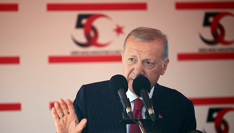 R. T. Erdoganas: jei prireiks / Yiannis Kourtoglou / REUTERS