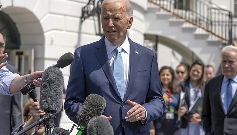 J. Bidenas sako pritariantis naujų rinkimų Venesueloje rengimui / Mark Schiefelbein / AP