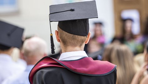 Diplomu iteikimo ceremonija / Ernesta Čičiurkaitė/BNS nuotr.