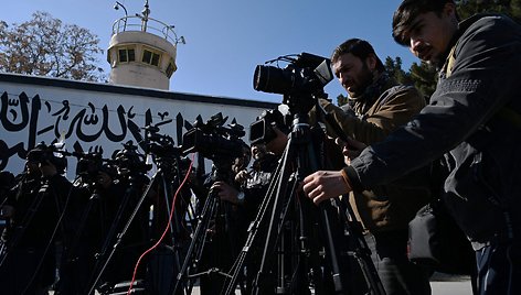 Afganistano Talibanas žada žiniasklaidoje uždrausti vaizduoti gyvas būtybes / WAKIL KOHSAR / AFP