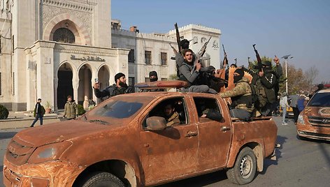 Sirijos sukilėliai / MUHAMMAD HAJ KADOUR / AFP