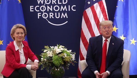 EK vadovė Ursula von der Leyen ir Donaldas Trumpas 2020 metais / JONATHAN ERNST / REUTERS