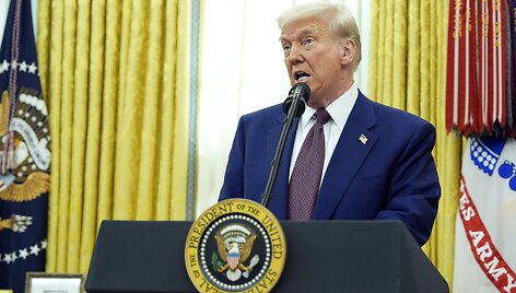 D. Trumpas / Alex Brandon / AP